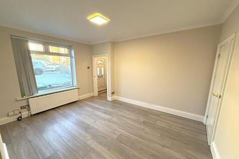Living room 2nd.jpg