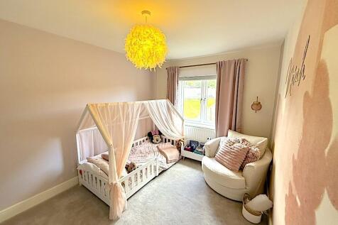 bedroom 3 2nd.jpg