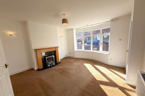 living room 2nd.jpg