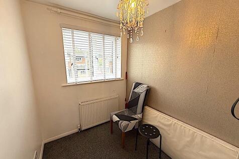 BEDROOM 3.jpg