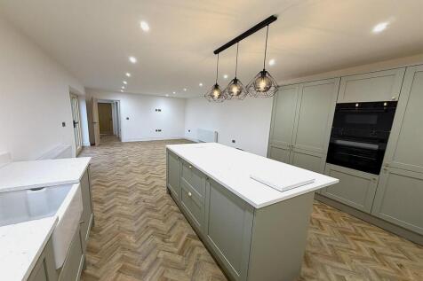 Living space 2nd.jpg