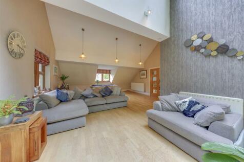 Family Room Alt