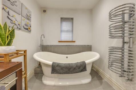 Feature Bath