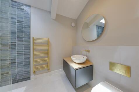 En Suite Shower