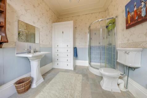 En Suite Shower Room
