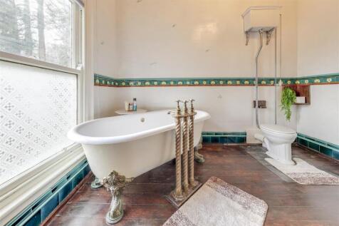 Feature Bath