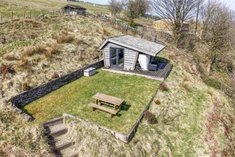 Aerial Garden &amp; Summer House
