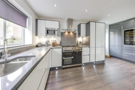 Kitchen Alt