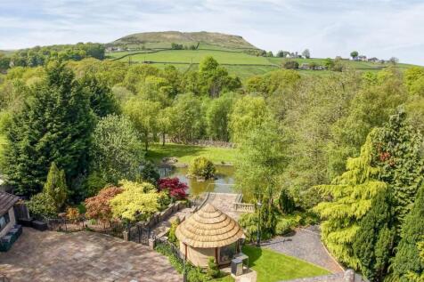 Rear Garden &amp; Views