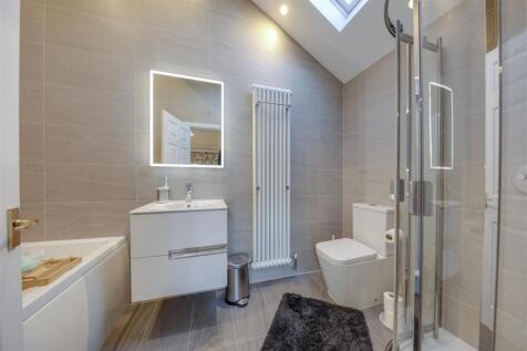 Example Further En-Suite