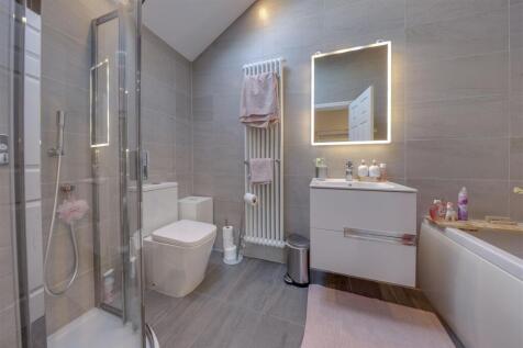 Children&#39;s En-Suite