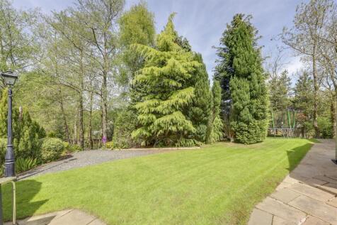Side / Rear Garden