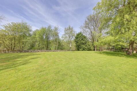 Lower Rear Garden Alt