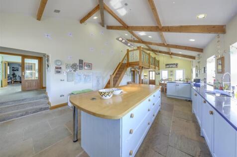 Kitchen Alt