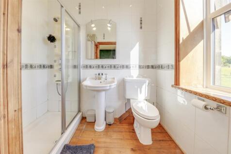 En Suite Shower Room