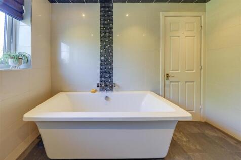 Feature Bath