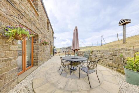 Patio Dining Area