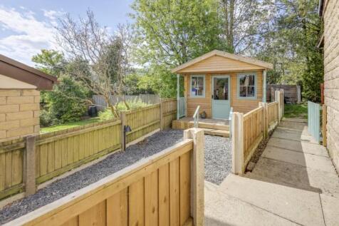 Further Side Garden