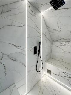 Feature Steam Room