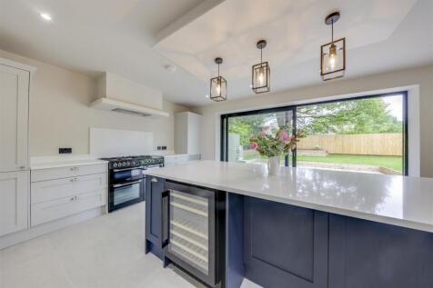 Kitchen Alt