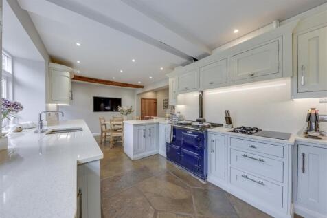 Kitchen Alt