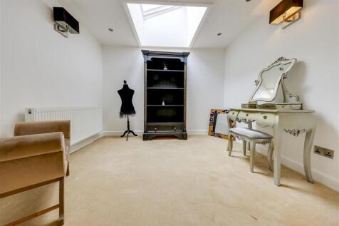 Study / Dressing Area