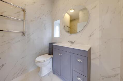En Suite Shower