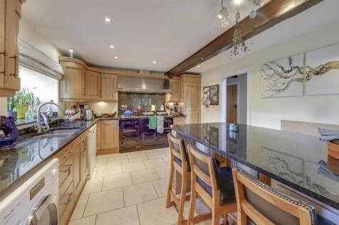 Kitchen Alt 2
