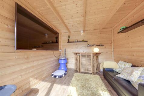 Summer House Internal
