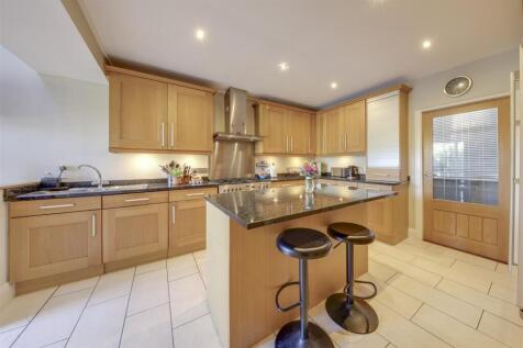 Kitchen Alt