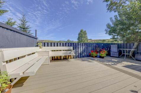 Lower Decking