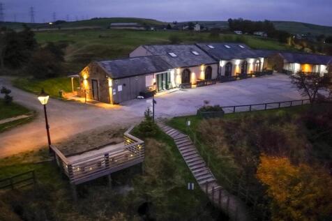 Cottages By Night Alt