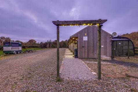 The Long Barn Alt