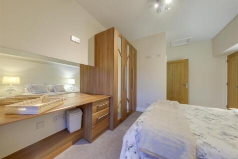 Bed 3 alt