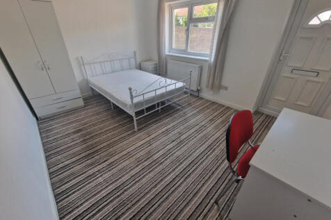 492_7 Room 3.jpg