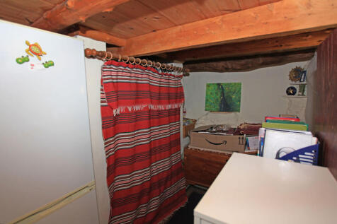 This is an image 43