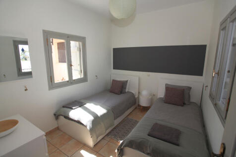 This is an image 22