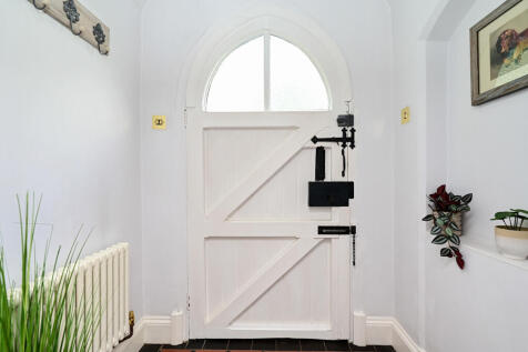 Entrannce Hall