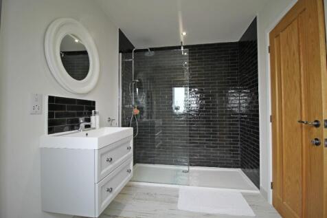 bed one en-suite