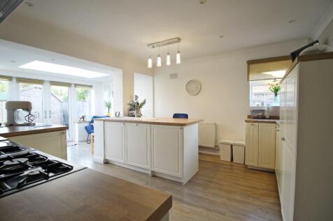 kitchen day
