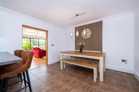 Kitchen Day Room