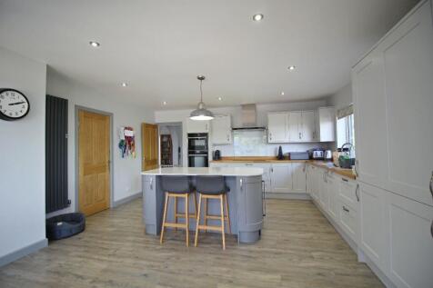Kitchen Day Room