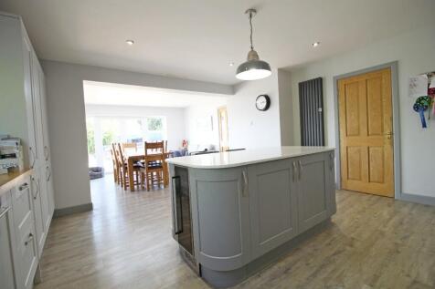 Kitchen Day Room