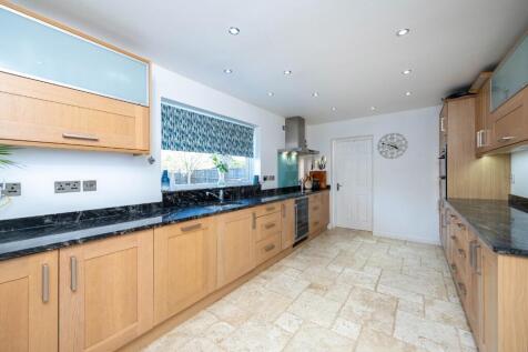 Kitchen Day Room