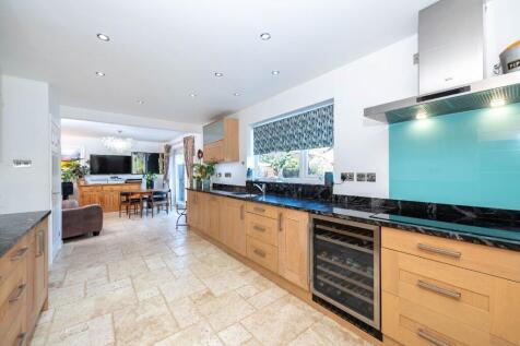 Kitchen Day Room