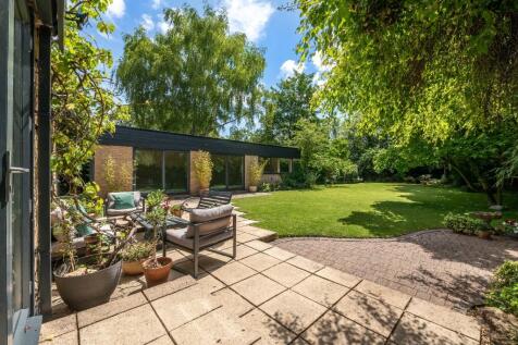 Private Gardens