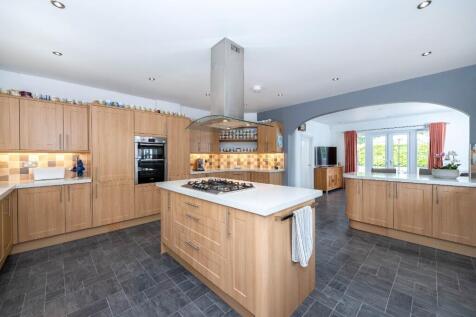 Kitchen Day room