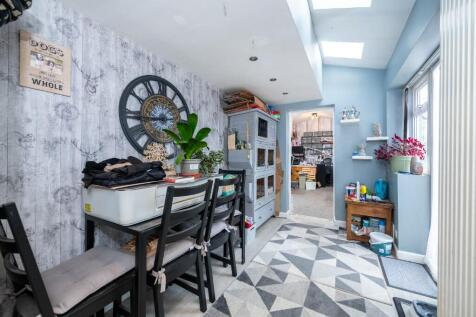 Breakfast Room