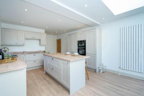 Kitchen Day Room