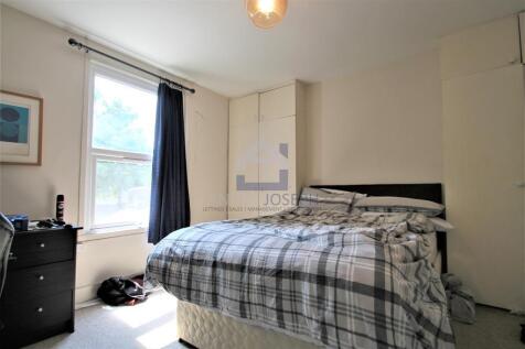 Double bedroom 2